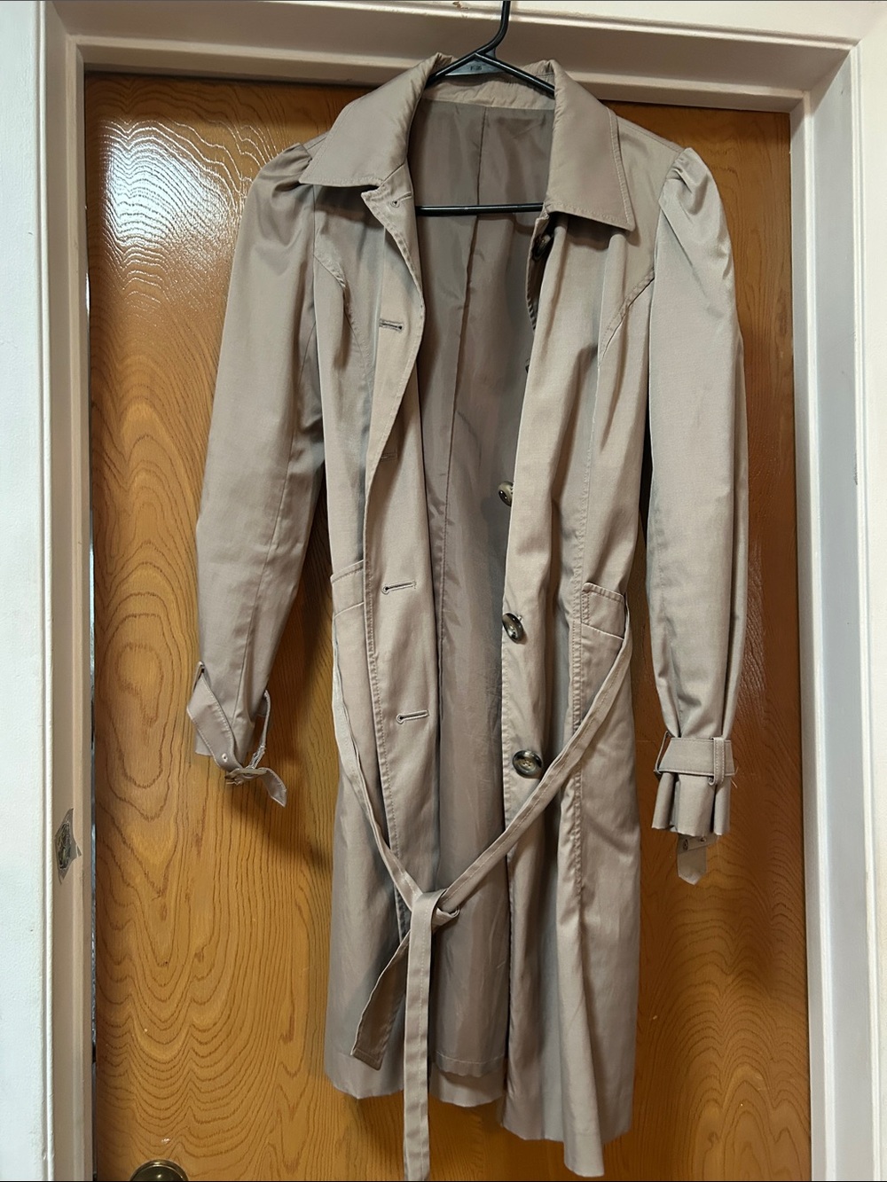 Y2K Women’s Light Beige Trench Coat with Waist Belt from Japan
